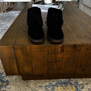 AEROSOLES Black Ankle Boots with Fringe. New without box.